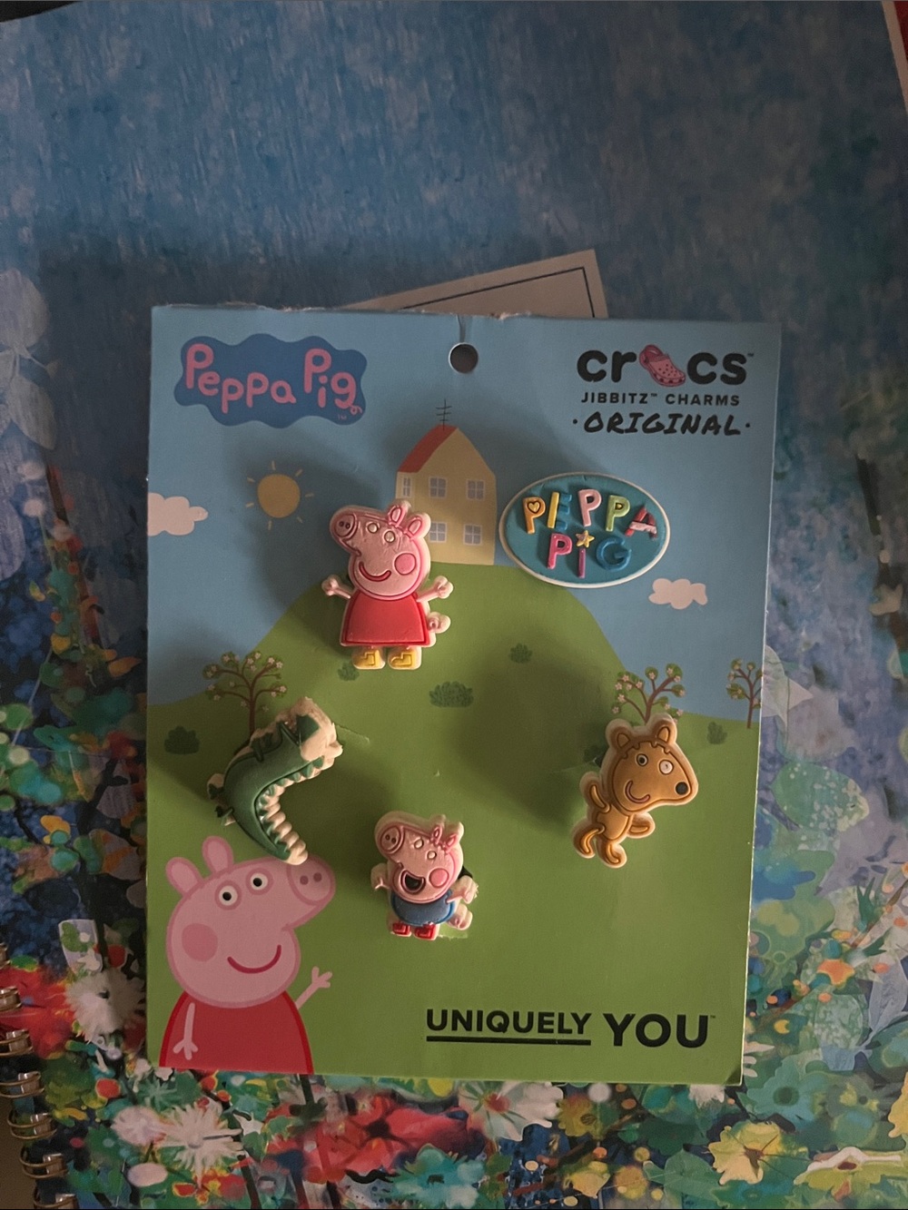 Peppa Pig Crocs Jibbitz Charm Pack - Pink, Green, Yellow, Blue